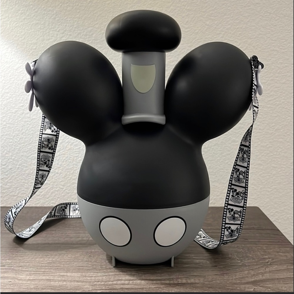 *NEW* Steamboat Willie Popcorn Bucket Disney Park never used